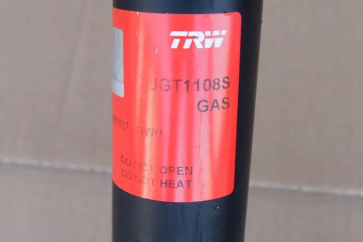 amortyzator-trw-jgt1108s-numer-katalogowy-czesci-jgt1108s
