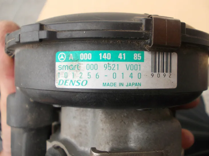 swieca-zarowa-denso-dg-198-typ-samochodu-samochody-dostawcze-samochody-osobowe-producent-czesci-denso