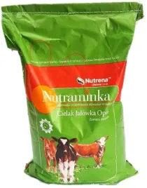 nutrena-witaminy-bydlo-nutraminka-cielak-jalowka-opas-15kg