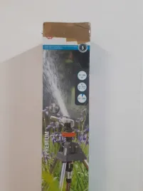 zraszacz-bijakowy-na-statywie-gardena-8138