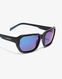 okulary-przeciwsloneczne-hawkers-bolt-polaryzowane-czarno-niebieskie-unisex