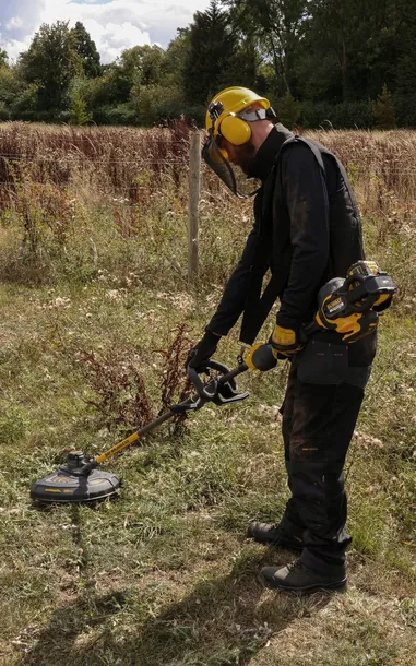 podkaszarka-akumulatorowa-flexvolt-dcm571n-dewalt-waga-narzedzia-5-4-kg