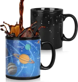 kubek-zmieniajacy-kolor-motyw-kosmosu-magiczny-kubek