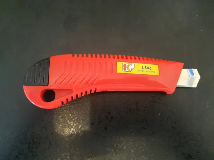 noz-do-tapet-cutter-4mod-r1-marka-inna