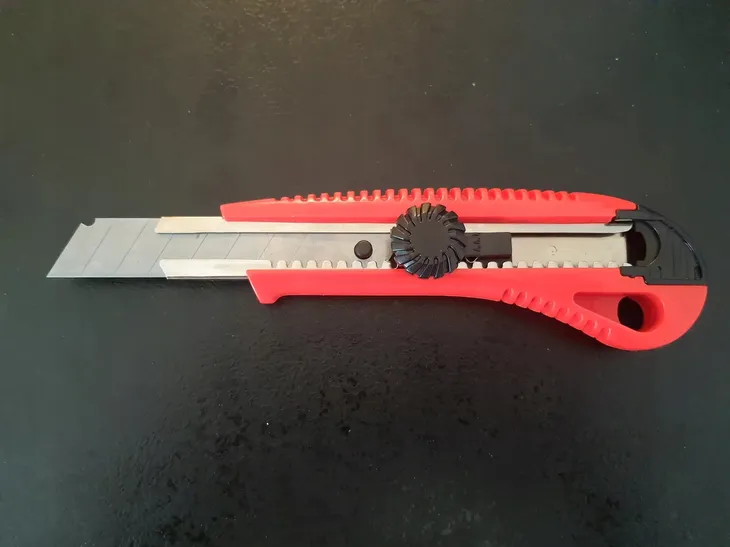 noz-do-tapet-cutter-4mod-r1-stan-nowy-marka-inna