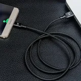 kabel-przewod-usb-iphone-lightning-2-4a-1m-czarny-stan-nowy-konstrukcja-oplot