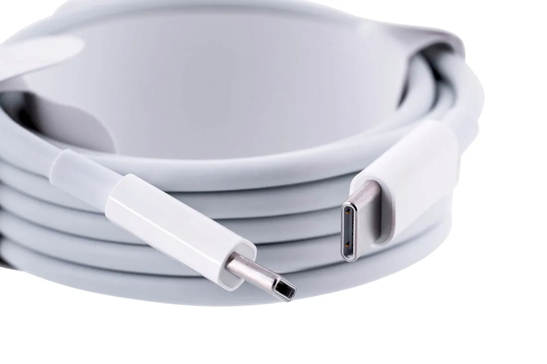 apple-usb-c-2m-bialy-mll82zm-a-stan-nowy