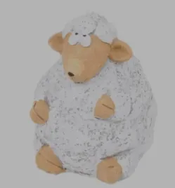 figurka-siedzaca-owca-z-zywicy-syntetycznej-wys-16-5-cm-ogrod-dom