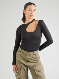 czarne-body-aurelia-z-asymetrycznym-dekoltem-about-you-s