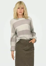 kremowo-bezowy-sweterek-w-paski-z-wiskoza-only-xxl