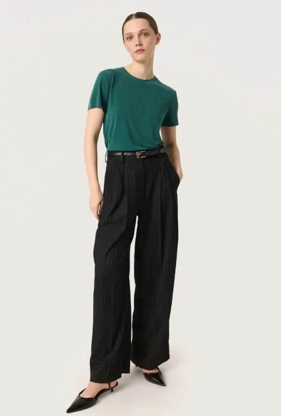 zielony-t-shirt-basic-soaked-s-stan-nowy