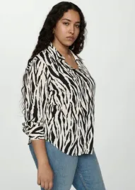kremowo-czarna-lejaca-koszula-ze-zwierzecym-wzorem-mango-l