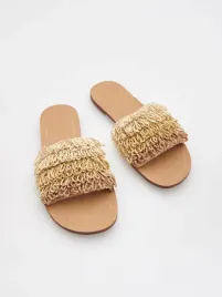 bezowe-klapki-z-ozdobna-cholewka-reserved-38