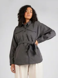 szara-koszula-wierzchnia-z-paskiem-guido-maria-kretschmer-50