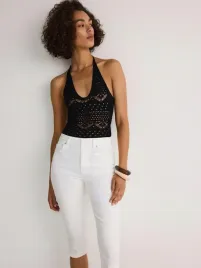 czarne-azurowe-body-z-wiskoza-reserved-s