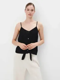 czarny-top-z-wiskozy-na-ramiaczkach-mohito-xxs