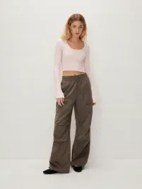 zielone-spodnie-typu-spadochron-reserved-xs