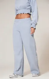 niebieskie-spodnie-dresowe-prettylittlething-m