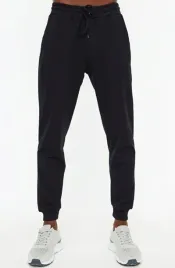 czarne-spodnie-dresowe-trendyol-m