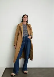 brazowy-plaszcz-trencz-z-paskiem-warehouse-xs