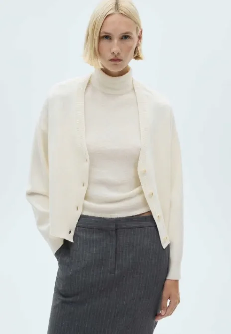 zolty-zapinany-sweter-mango-m