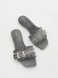 szare-klapki-jeansowe-reserved-36