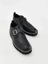 czarne-loafersy-z-ozdobna-klamra-reserved-38