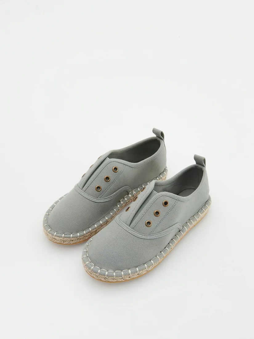 zielone-bawelniane-espadryle-reserved-31-stan-nowy