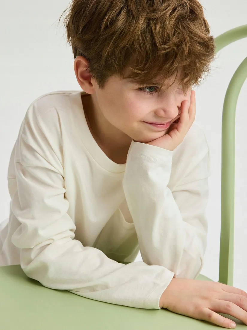 bialy-longsleeve-oversize-reserved-116