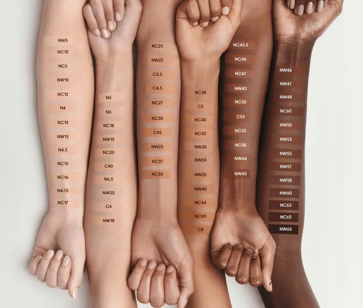 mac-studio-fix-fluid-spf-15-podklad-matujacy-nw45-poziom-krycia-sredni