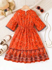 a1c008-czerwona-sukienka-w-kwiatkowe-wzory-shein-110-116