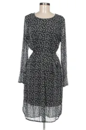 d3b310-czarna-siateczkowa-sukienka-w-liscie-zusss-xl