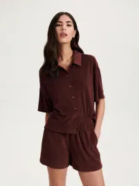 brazowe-szorty-ze-sciagaczem-reserved-s