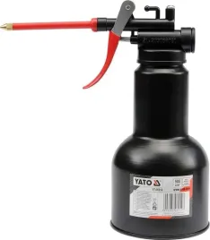 oliwiarka-metalowa-500-ml-z-elastycznym-wezykiem-yato-yt-06914