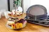 blacha-forma-na-muffinki-12-babeczek-foremka-rodzaj-do-muffinek