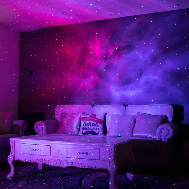 lampka-projektor-galaxia-bialy-stan-nowy-kolor-dominujacy-inny