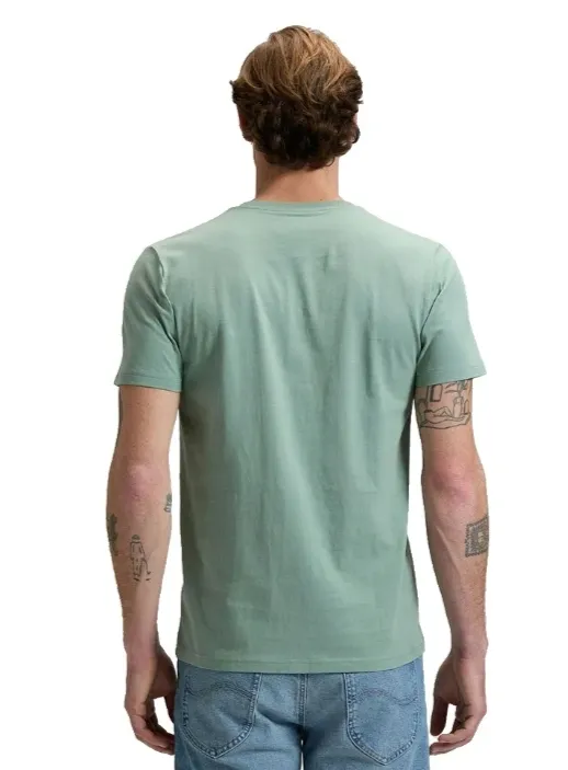 t-shirt-lee-112376466-m