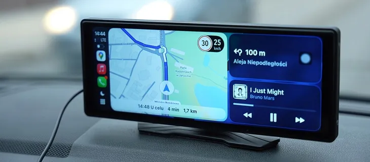 ekran-multimedialny-navitel-ds810-carplay-android-auto-wifi-bluetooth-marka-navitel