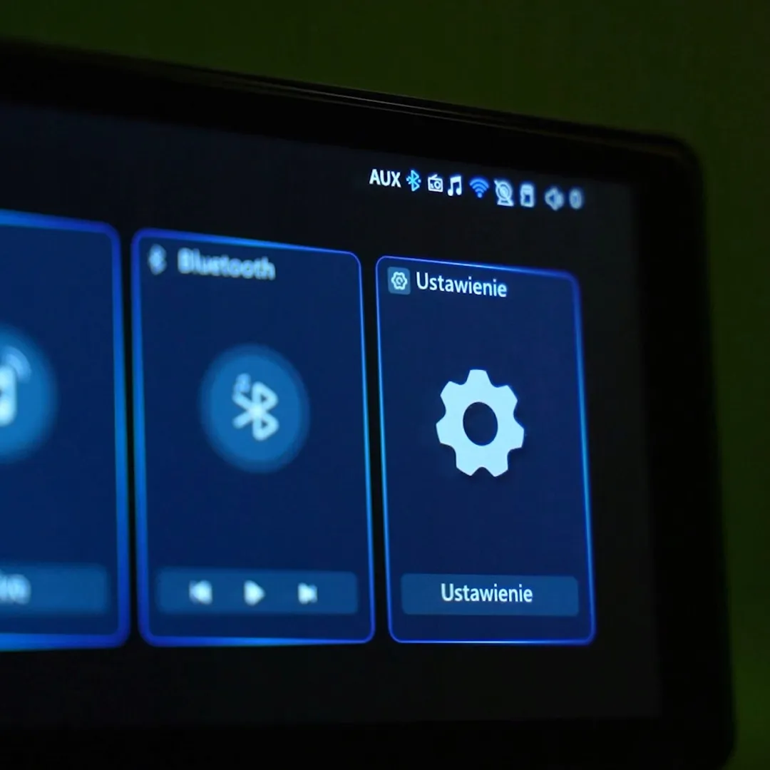 ekran-multimedialny-navitel-ds810-carplay-android-auto-wifi-bluetooth
