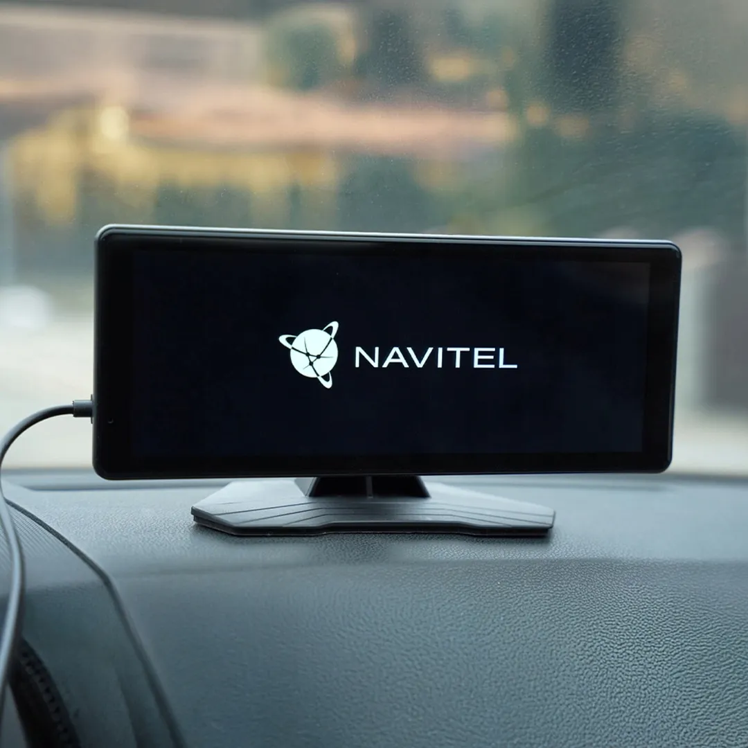 ekran-multimedialny-navitel-ds1020-carplay-android-auto-wifi-bluetooth-stan-nowy