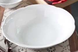 chodziez-kamelia-salaterka-okragla-26-cm-0000