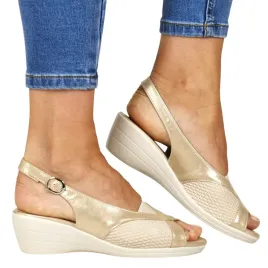 sandaly-damskie-na-koturnie-evento-8863-bezowe