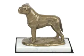 bullmastiff-bulmastif-statuetka-psa-figurka-na-bialym-marmurze-trofeum