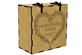 dla-babci-pudelko-na-herbate-grawer-najukochansza-babcia-zawieszka-gratis