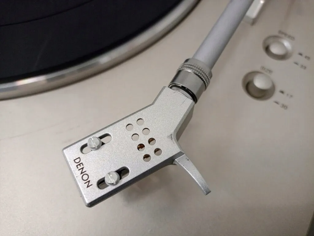 gramofon-denon-dp-300f-srebrny