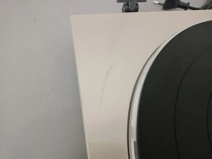gramofon-denon-dp-300f-srebrny-glebokosc-produktu-38-1-cm