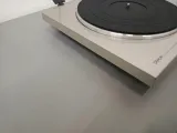 gramofon-denon-dp-300f-srebrny-waga-produktu-5-5-kg