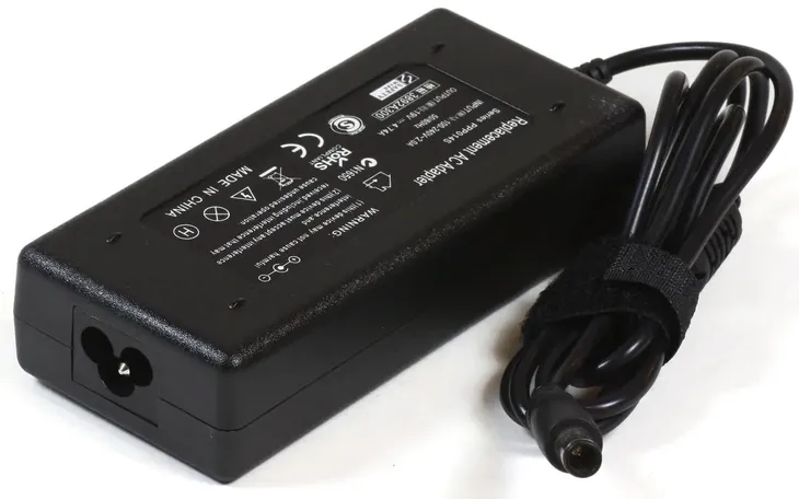 coreparts-power-adapter-for-hp