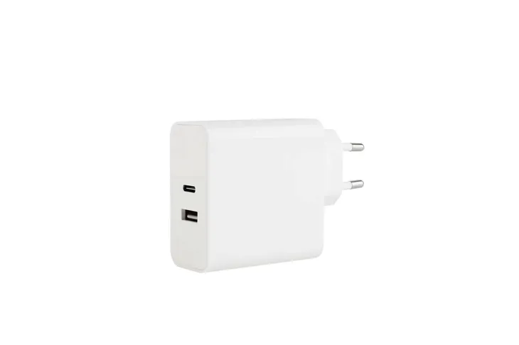 coreparts-usb-c-power-adapter