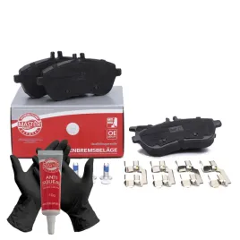 klocki-hamulcowe-przod-mercedes-c-w204-s204-c204-slc-r172-slk-e